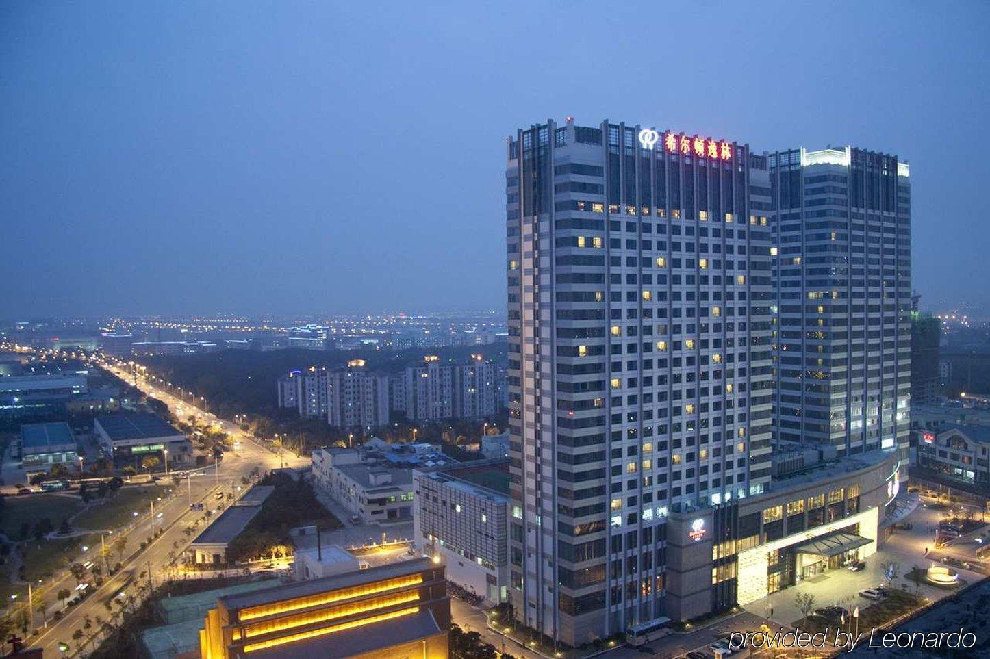 Doubletree By Hilton Wuxi Hotel Wuxi  Exterior photo